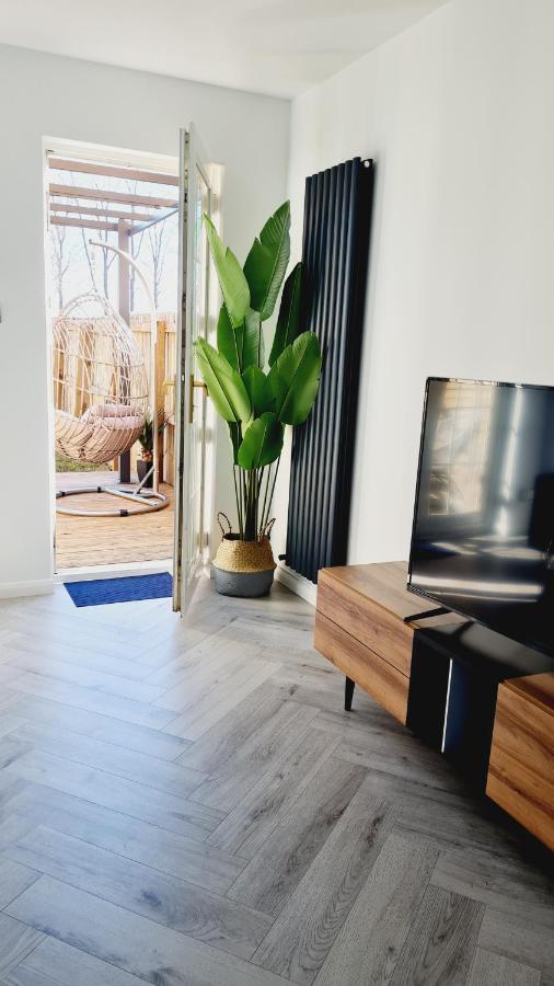 Beautiful 2Bed House With Garden, Walking Distance To Town - Free Parking Apartment Glasgow Exterior photo