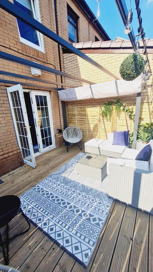 Beautiful 2Bed House With Garden, Walking Distance To Town - Free Parking Apartment Glasgow Exterior photo