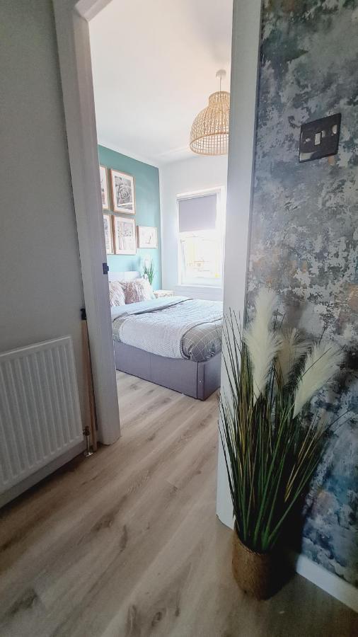 Beautiful 2Bed House With Garden, Walking Distance To Town - Free Parking Apartment Glasgow Exterior photo
