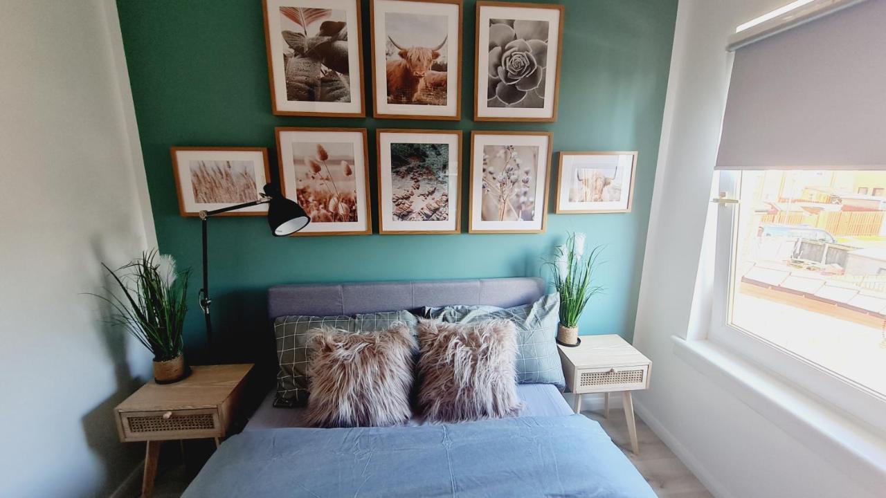 Beautiful 2Bed House With Garden, Walking Distance To Town - Free Parking Apartment Glasgow Exterior photo